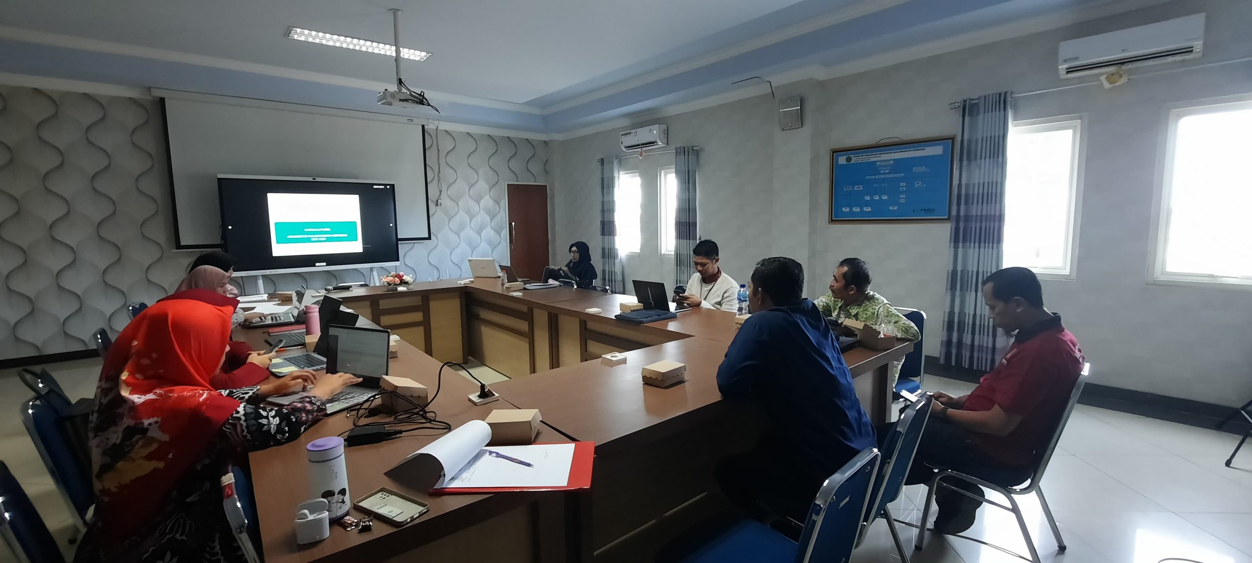 RAPAT EVALUASI SEMESTER GENAP PROGRAM STUDI PENDIDIKAN PROFESI NERS PROGRAM PROFESI TA 2023-2024